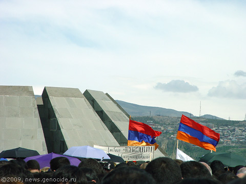 Ереван, Цицернакаберд, 24 апреля 2009